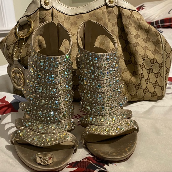 Authentic Gucci Collection - Picture 3 of 16